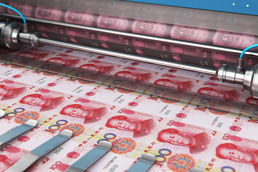 Россиянам рассказали о выгоде открытия вкладов в юанях