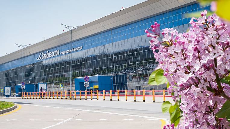 Аэропорт Владивостока принимает участников ВЭФ