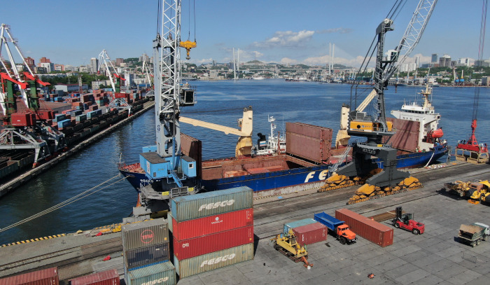 FESCO приступило к перевозкам из Владивостока на Чукотку по программе северного завоза