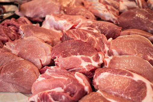 Почти 500 тонн свинины в месяц будет выпускать резидент ТОР «Хабаровск» 