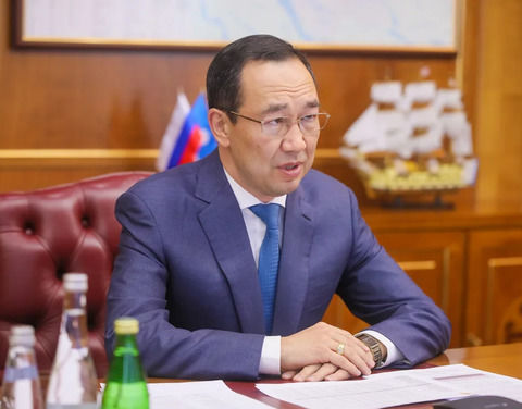 Трех заместителей главы Минздрава Якутии сменил глава региона