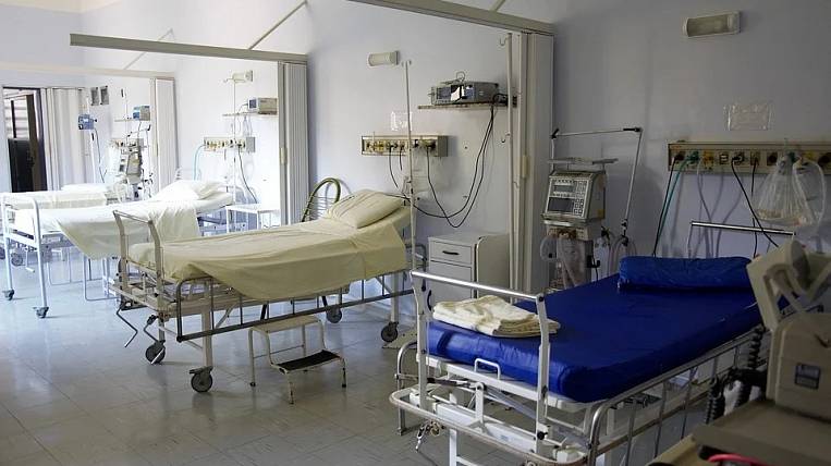 Два отделения больницы во Владивостоке закрыли из-за коронавируса