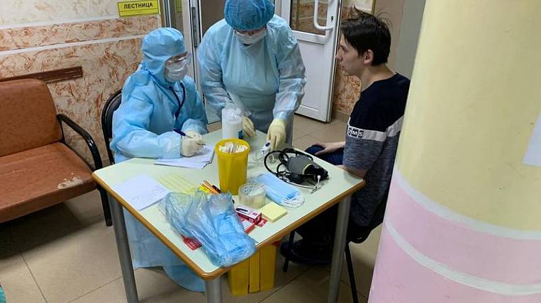 Бюджетников на Сахалине не пустят за границу из-за коронавируса