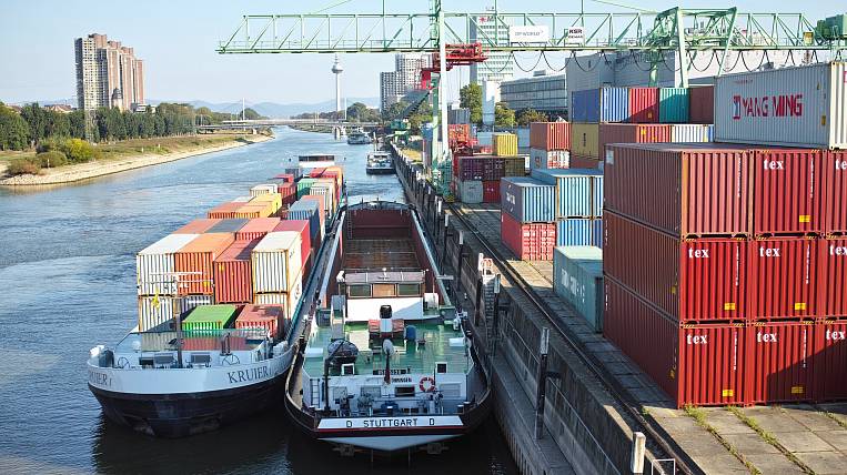 Контейнерооборот портов Дальнего Востока вырос на 7,4%