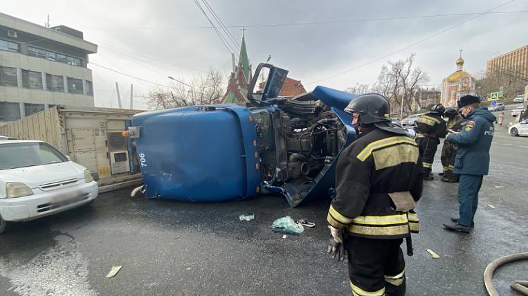 Виновника аварии с шестью машинами могут лишить прав во Владивостоке