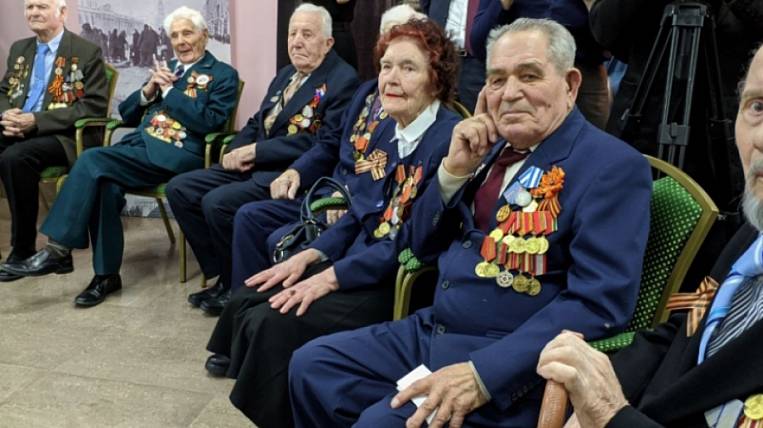 Ветераны Хабаровского края получили выплаты ко Дню Победы