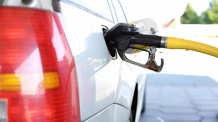 Цены на бензин выросли в России с нового года