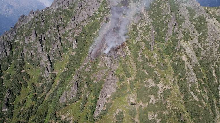 «Лесной спецназ» потушил вертикальный пожар в заповеднике Бурятии