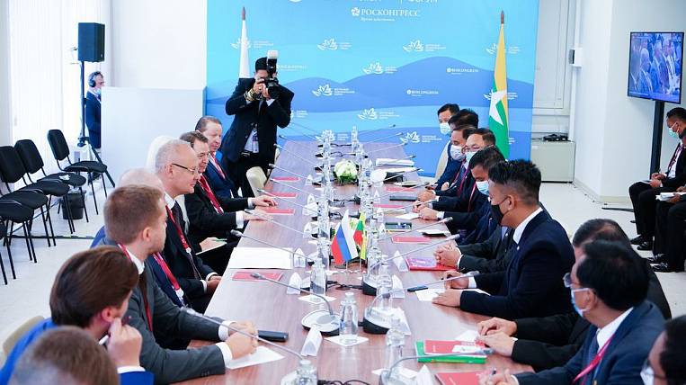 Стратегию экономического сотрудничества России и Мьянмы обсудили на ВЭФ