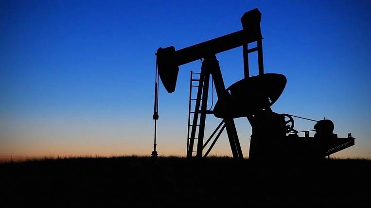 Reuters: Россия согласилась уменьшить добычу нефти