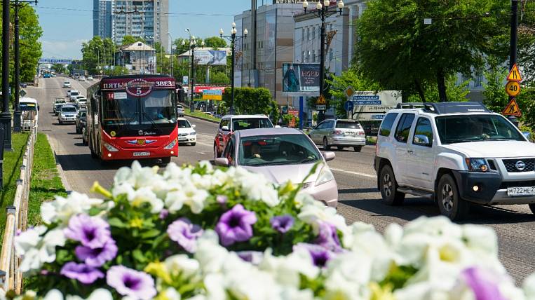 Больше автобусов и трамваев выйдет на маршруты в Хабаровске