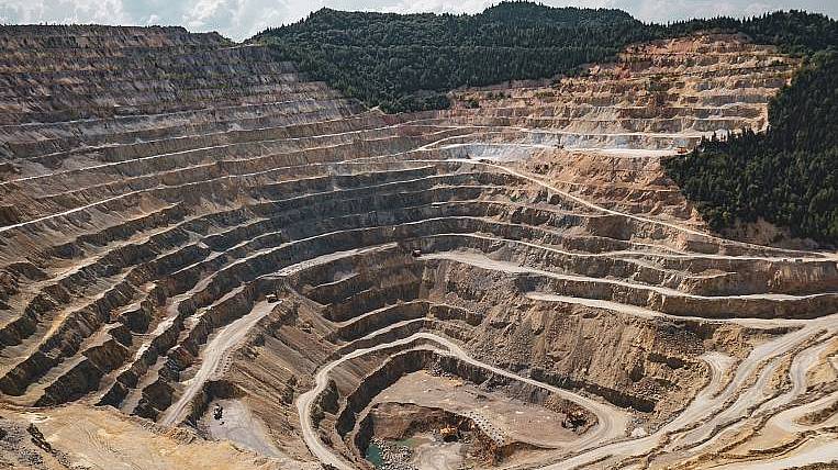 Инвестиции в горнодобывающие проекты ДФО составили 400 млрд рублей