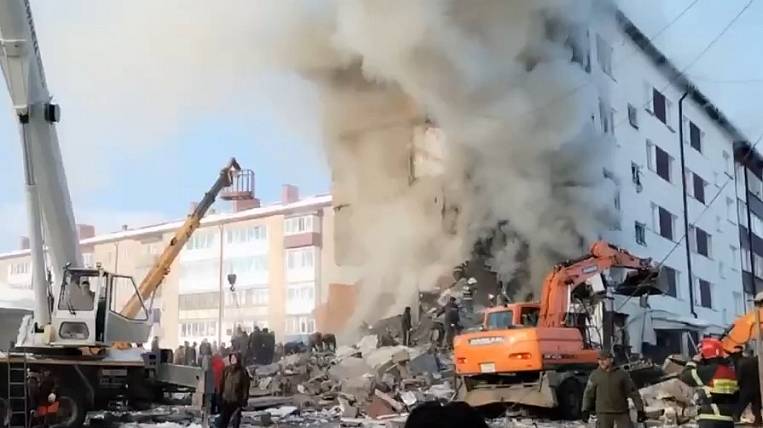 Панихиды по погибшим от взрыва газа отслужили на Сахалине