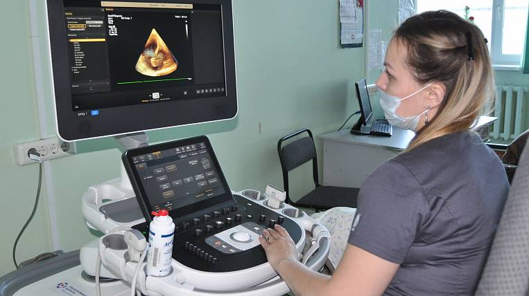 УЗИ-аппарат премиум-класса получила больница в Приамурье