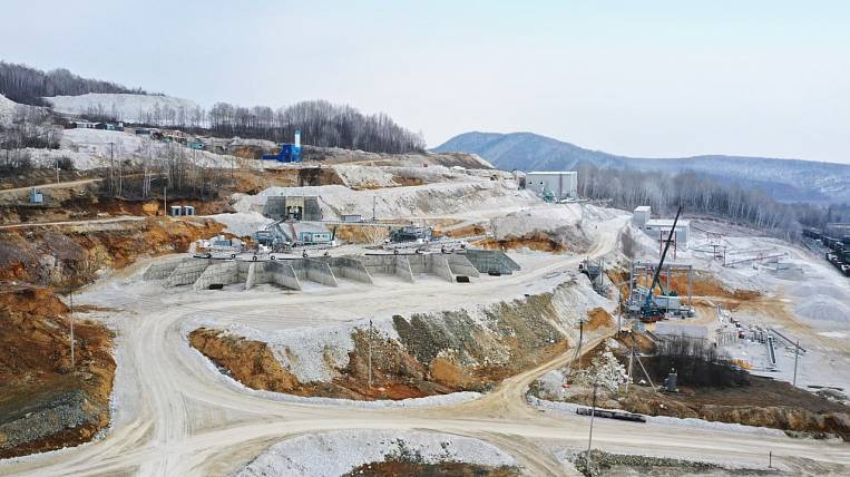 ГК Brucite+ запустила дробильно-обогатительную фабрику на Кульдурском руднике