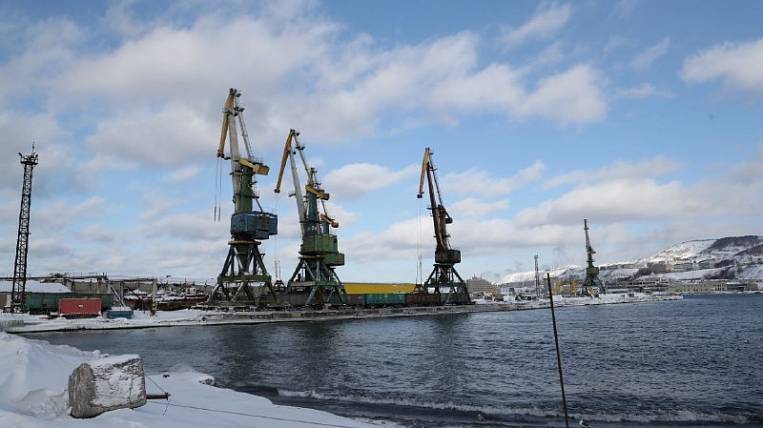 Власти Сахалина просят ФАС помочь стабилизировать ситуацию в Холмском порту