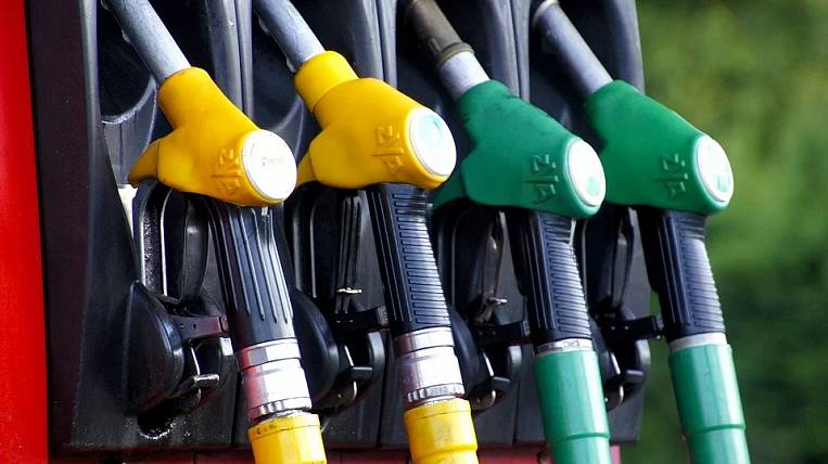 Цены на топливо подскочили из-за его дефицита в районах Забайкалья