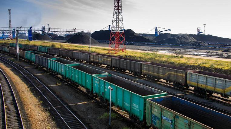 Бюллетень EastRussia: коксующийся уголь может получить приоритет на перевозку