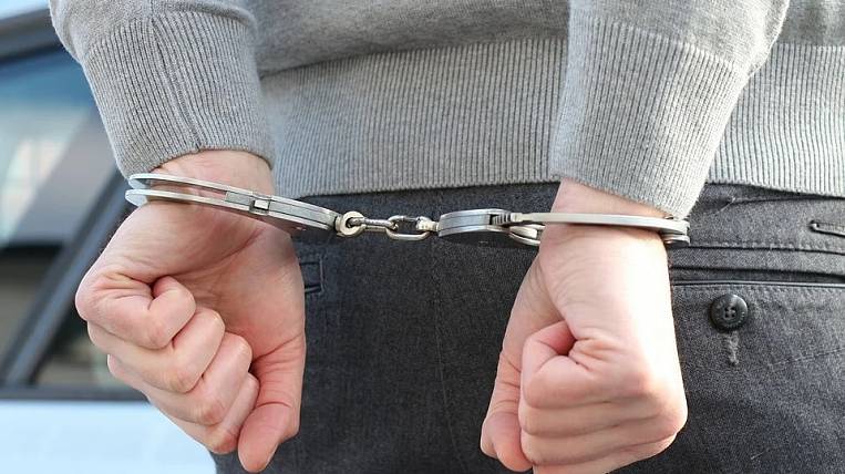 Чиновника администрации Иркутска арестовали за крупную взятку