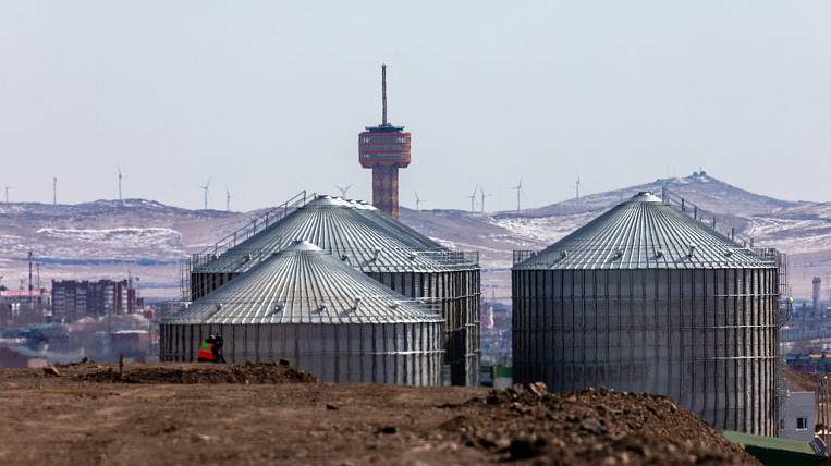 Резидент ТОР «Забайкалье» заканчивает строительство зернового терминала