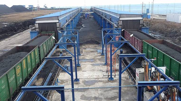 В РЖД предложили перевозить контейнеры в пустых вагонах из-под угля